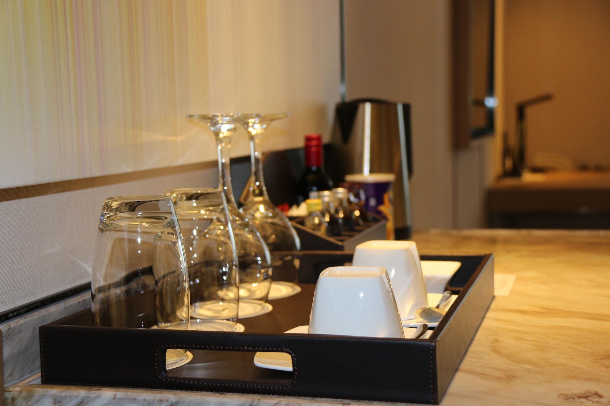 Doubletree By Hilton Chongqing - Nan'An Hotell Exteriör bild