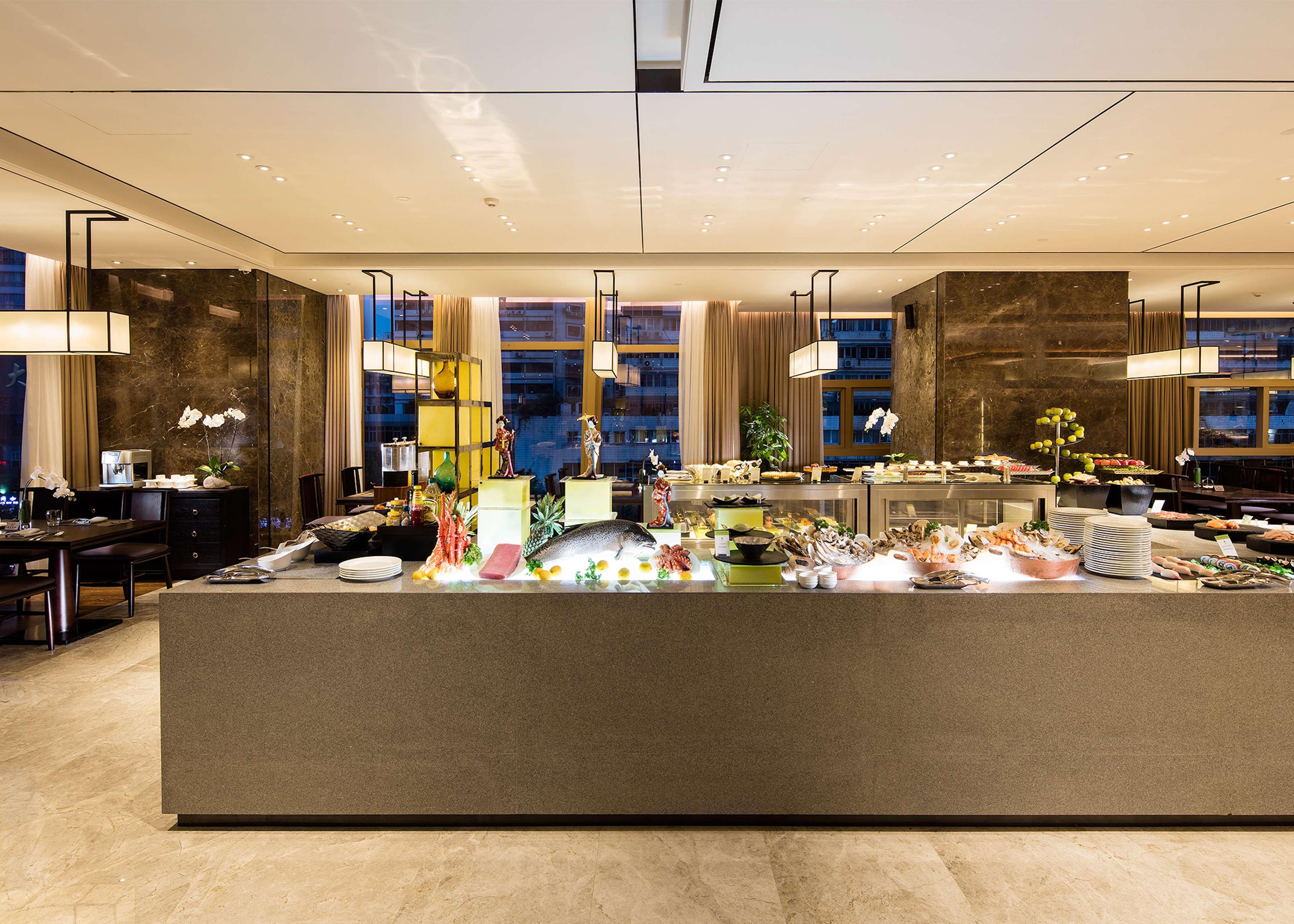 Doubletree By Hilton Chongqing - Nan'An Hotell Exteriör bild