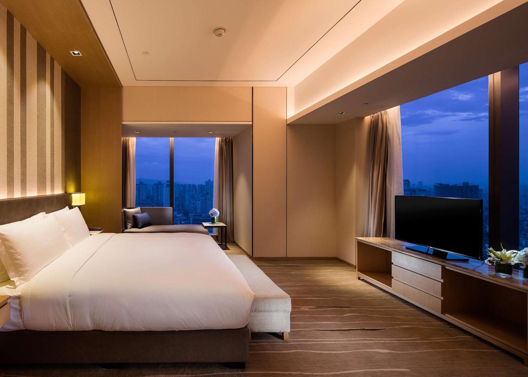 Doubletree By Hilton Chongqing - Nan'An Hotell Exteriör bild